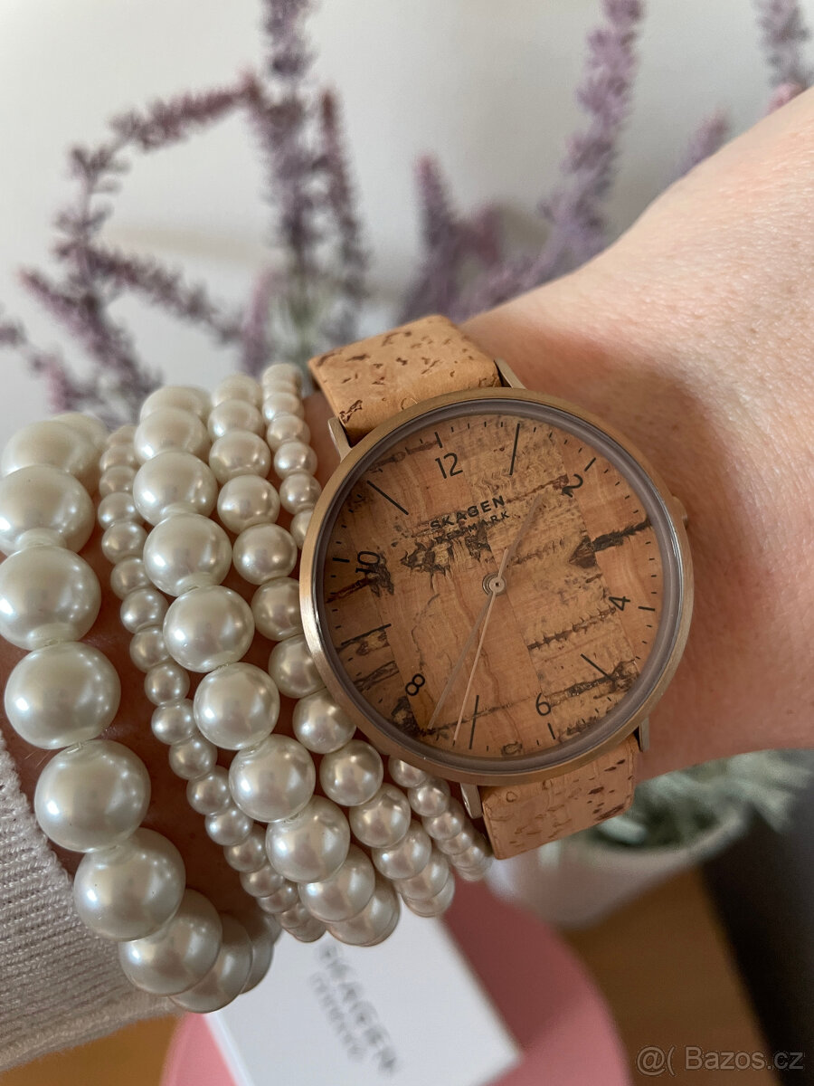 Nové dámské hodinky korkového vzhledu Skagen