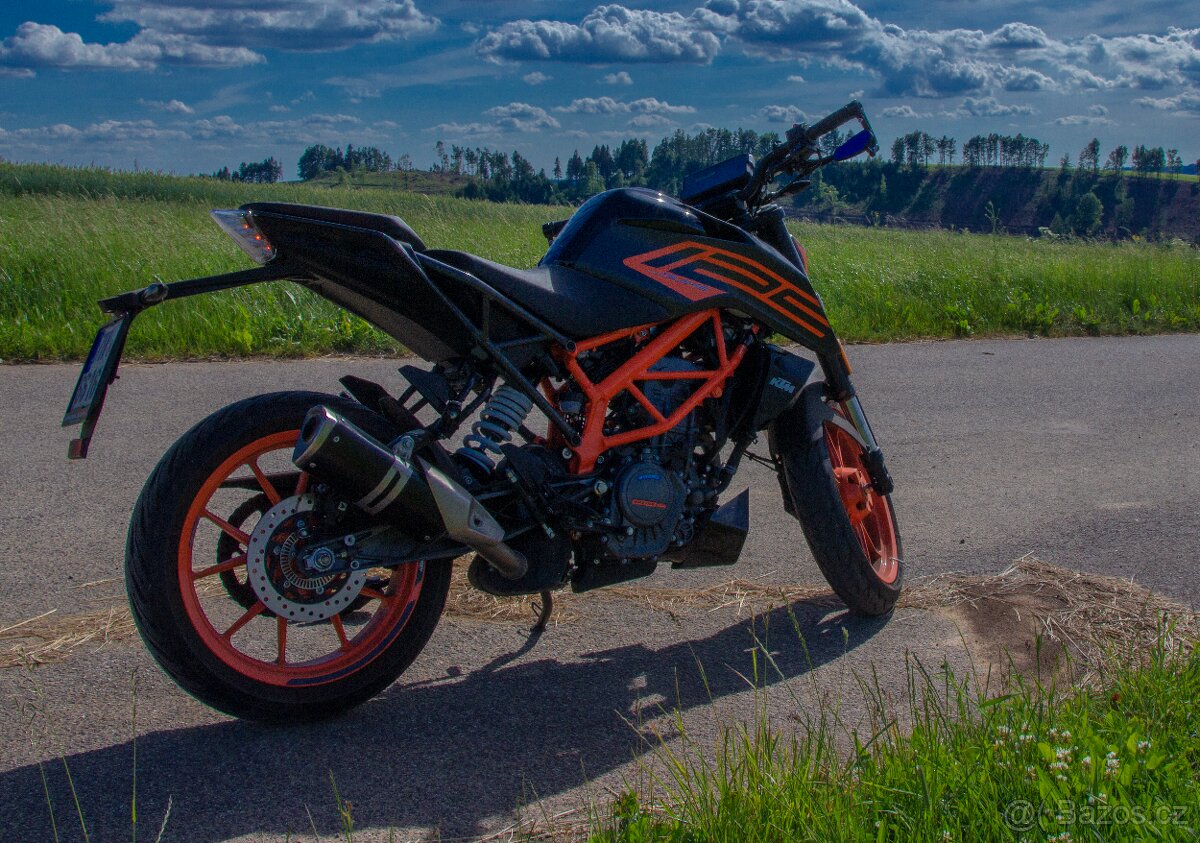 KTM Duke 125