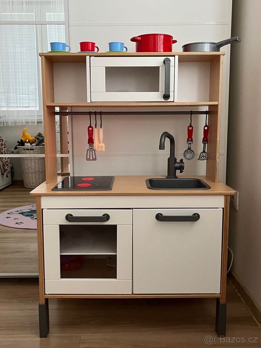 Dětská kuchyňka IKEA