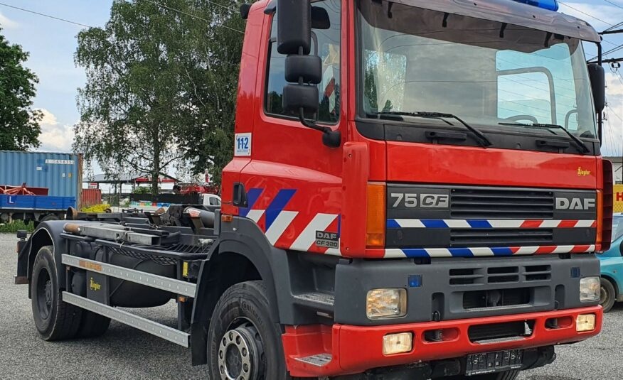 Kontejnerový nosič, DAF 75 CF 320, 4×4