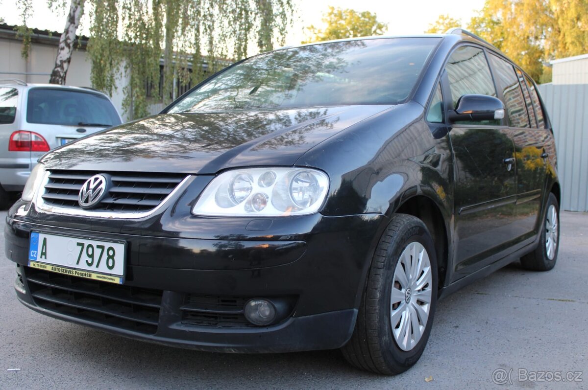 VW TOURAN 2.0 TDI HIGHLINE, 7 MÍST