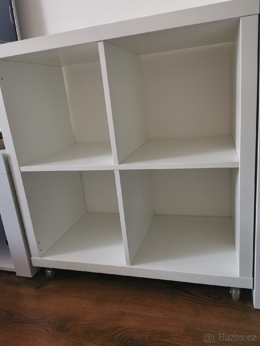 KALLAX 77x77cm