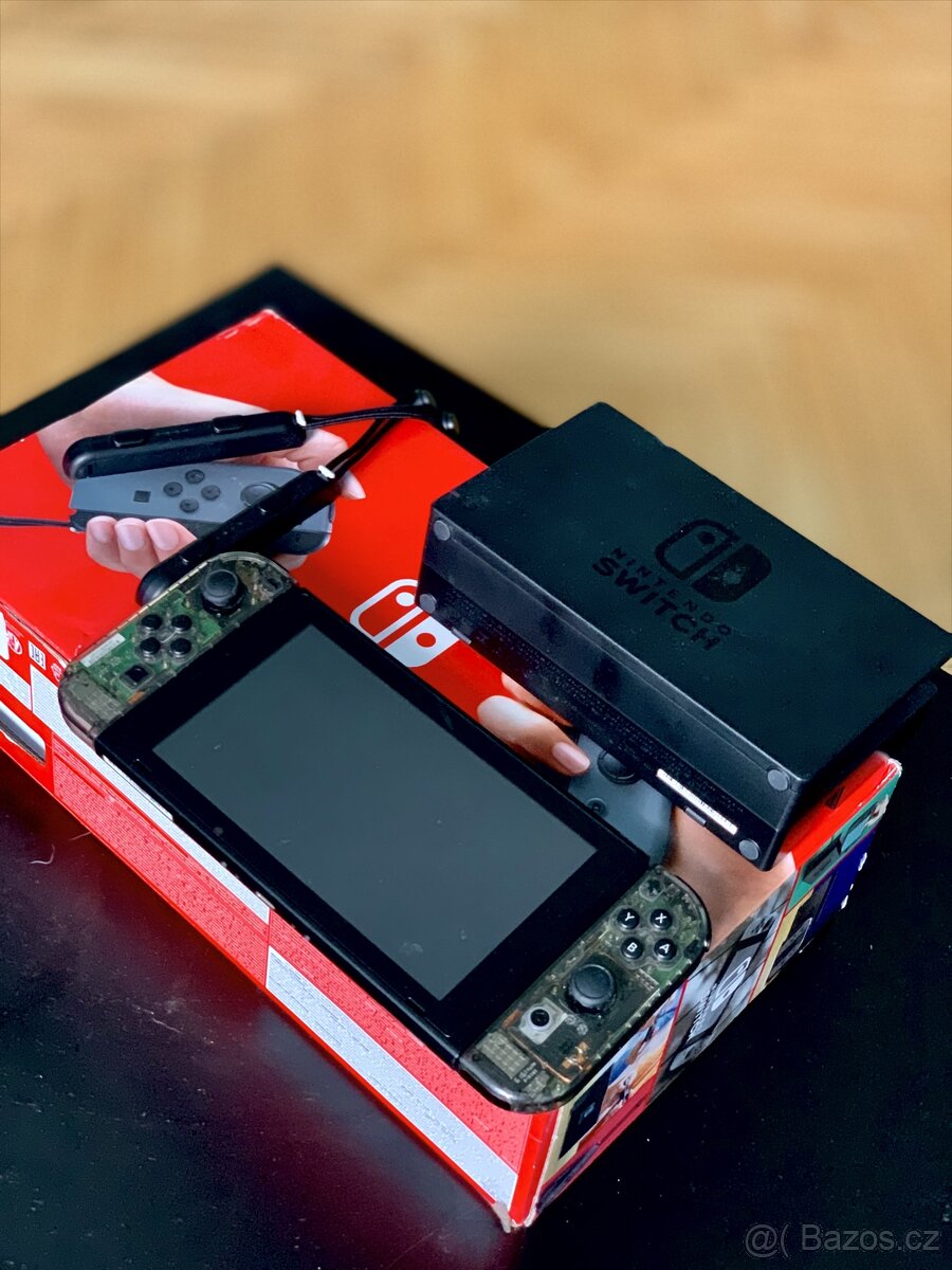 Nintendo Switch + Hry