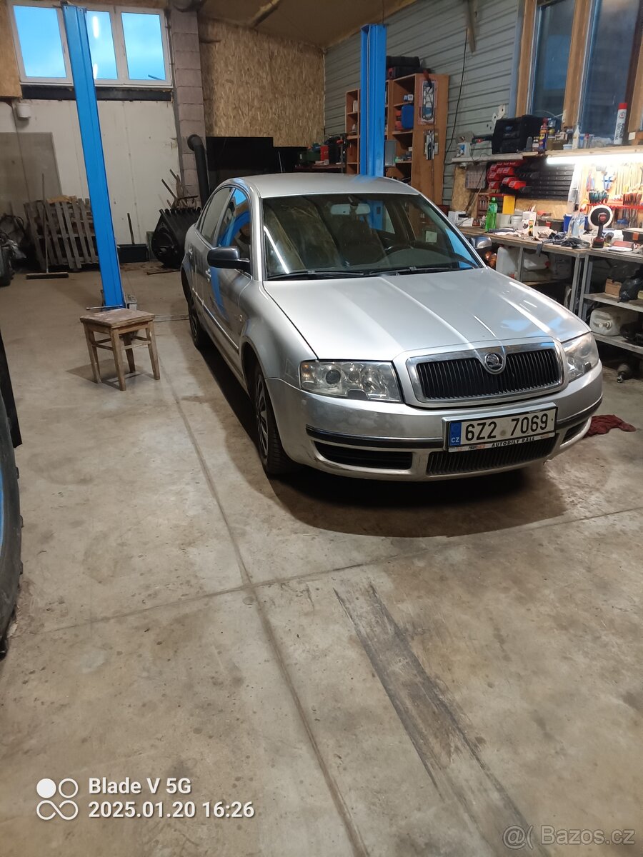 Škoda Superb 1