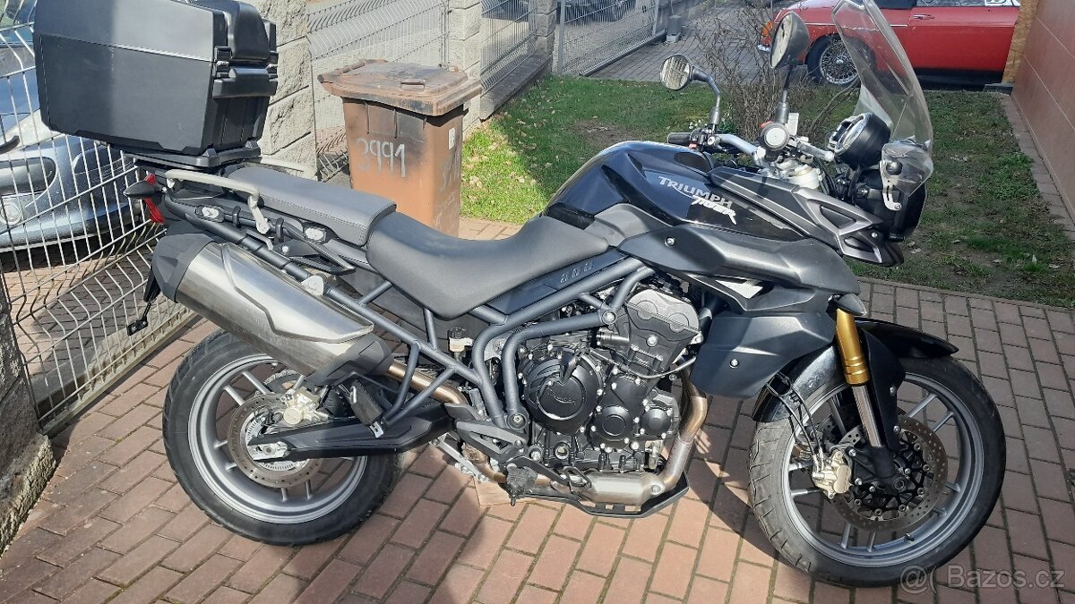 Triumph Tiger 800