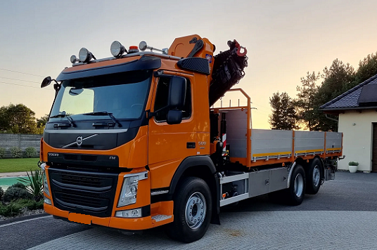 Volvo FM500 6x2 - valník s hydraulickou rukou 21m