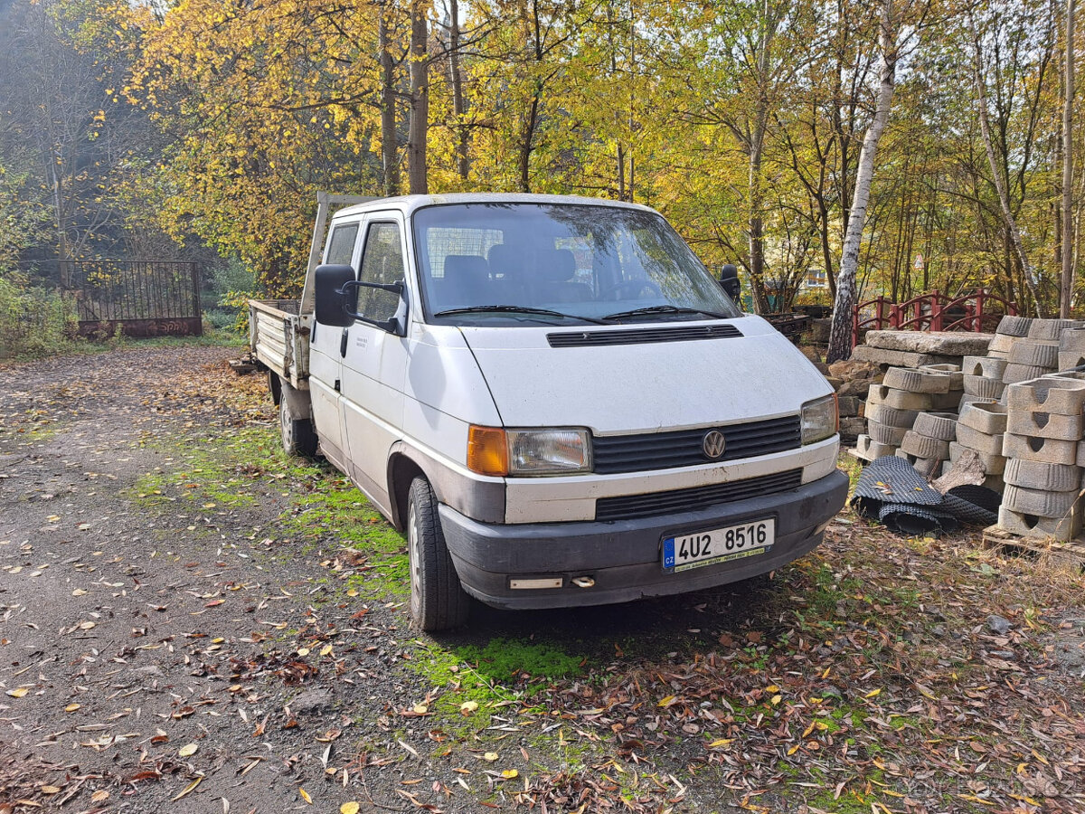 VW TRANSPORTER T4 1.9 - 50kW - valník DOKA