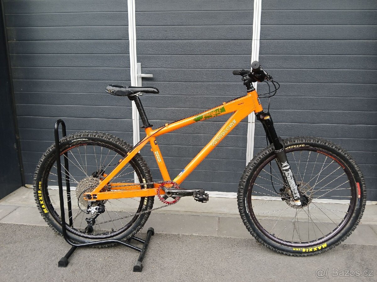 Kolo Mongoose Fireball Dirt / horské kolo