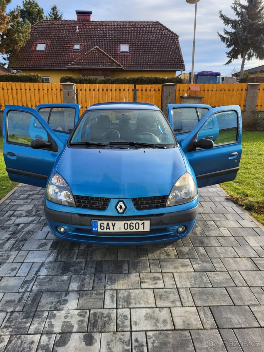 Renault Clio 2003 - najeto 119 000 km