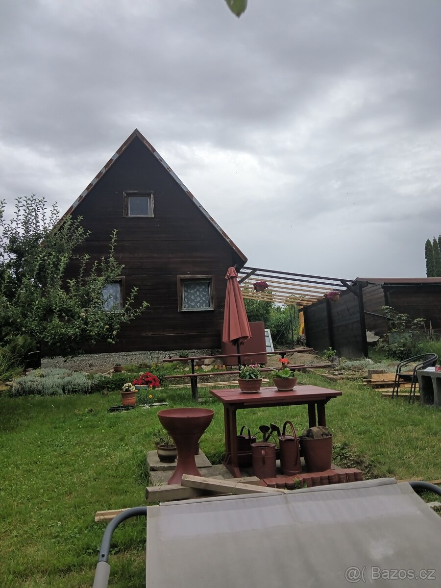 Prodám chatu s pozemkem v Krnově,cvilin