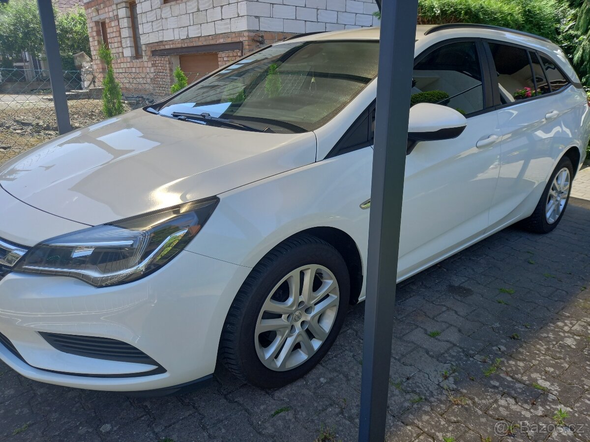 Opel astra k sportstourer 1.6cdti 81kw