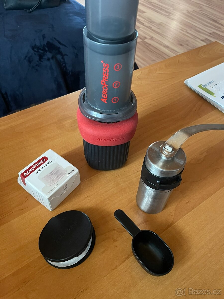 AeroPress GO ruční kávovar (mlynek Porlex prodan)