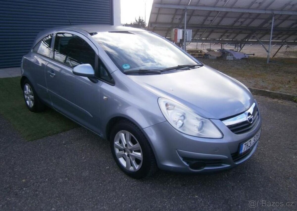 Opel Corsa 1.2 i benzín manuál 59 kw