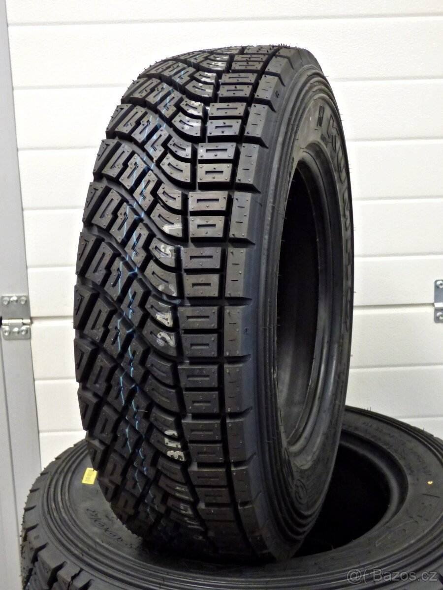 Kumho R800 175/70 R13 - šotolina