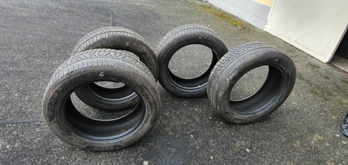 zimní pneumatiky Pirelli 255/55 R20