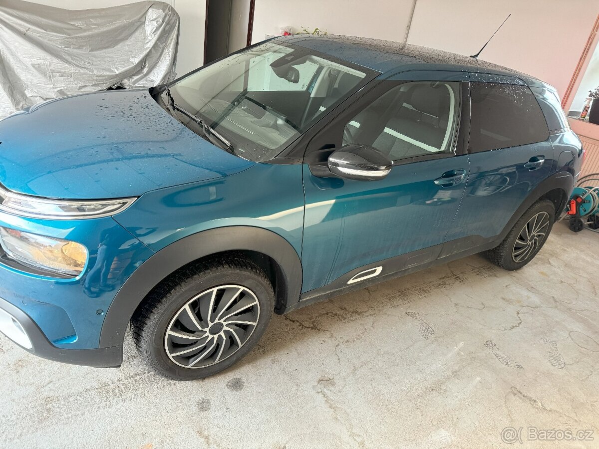 Citroen C4 Cactus 1,2 Pure Tech SHINE