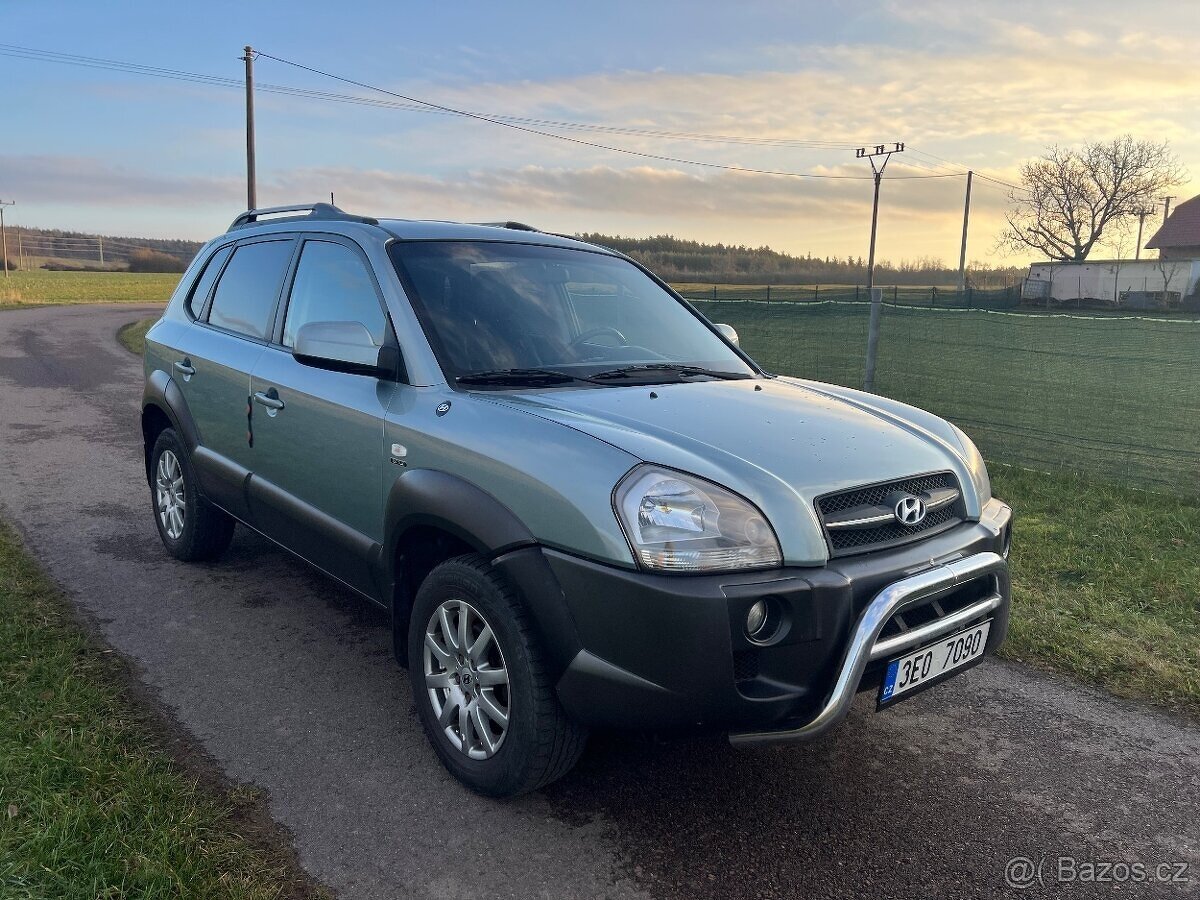 Hyundai Tucson 2.0 CRDi 103 kW, najeto 98 tis. km, nová TK