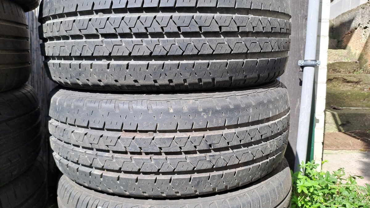 195/60R16 C