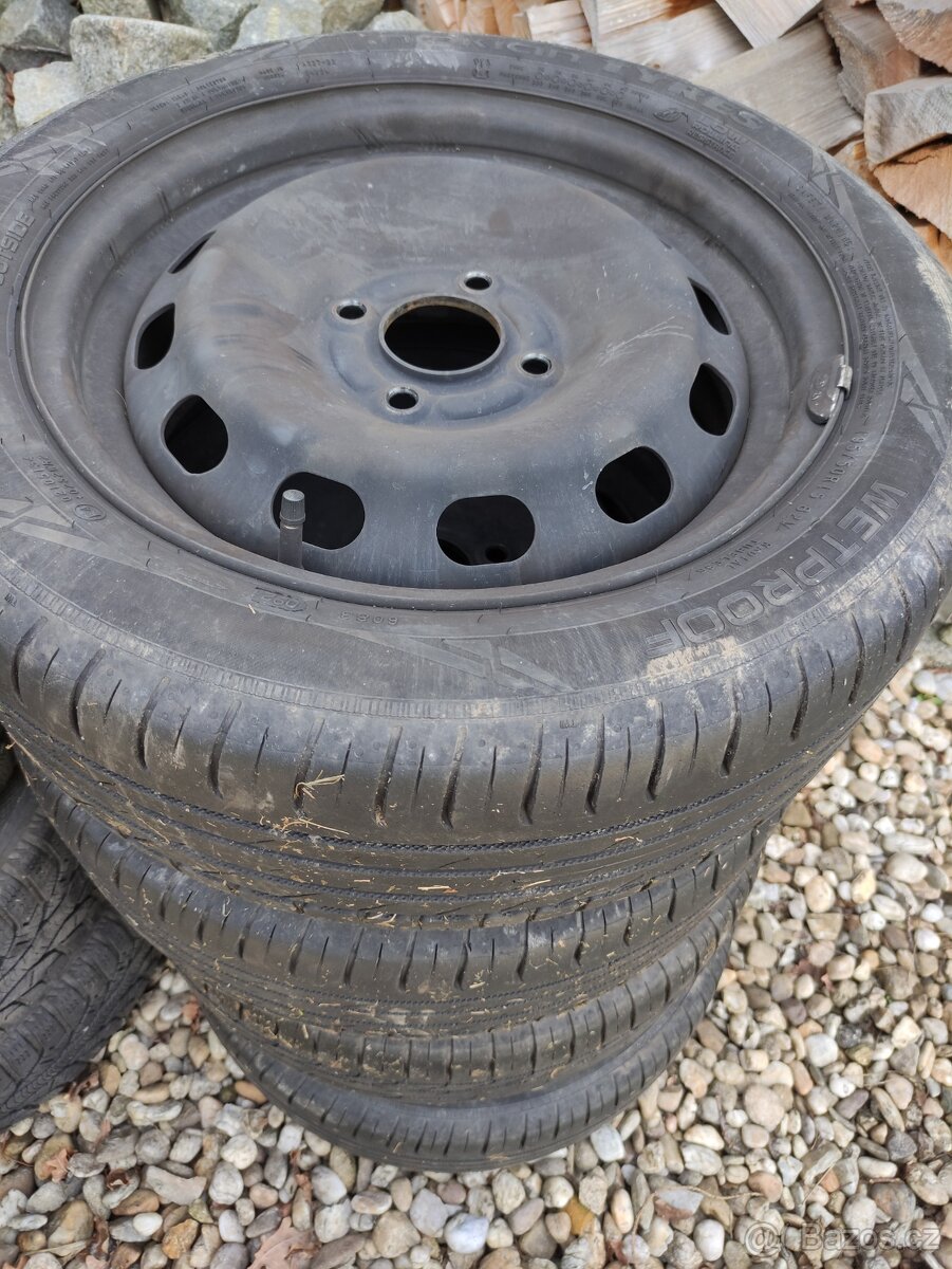 Sada plechové disky 4ks kola letní 195/50 R15 Ford 4x108