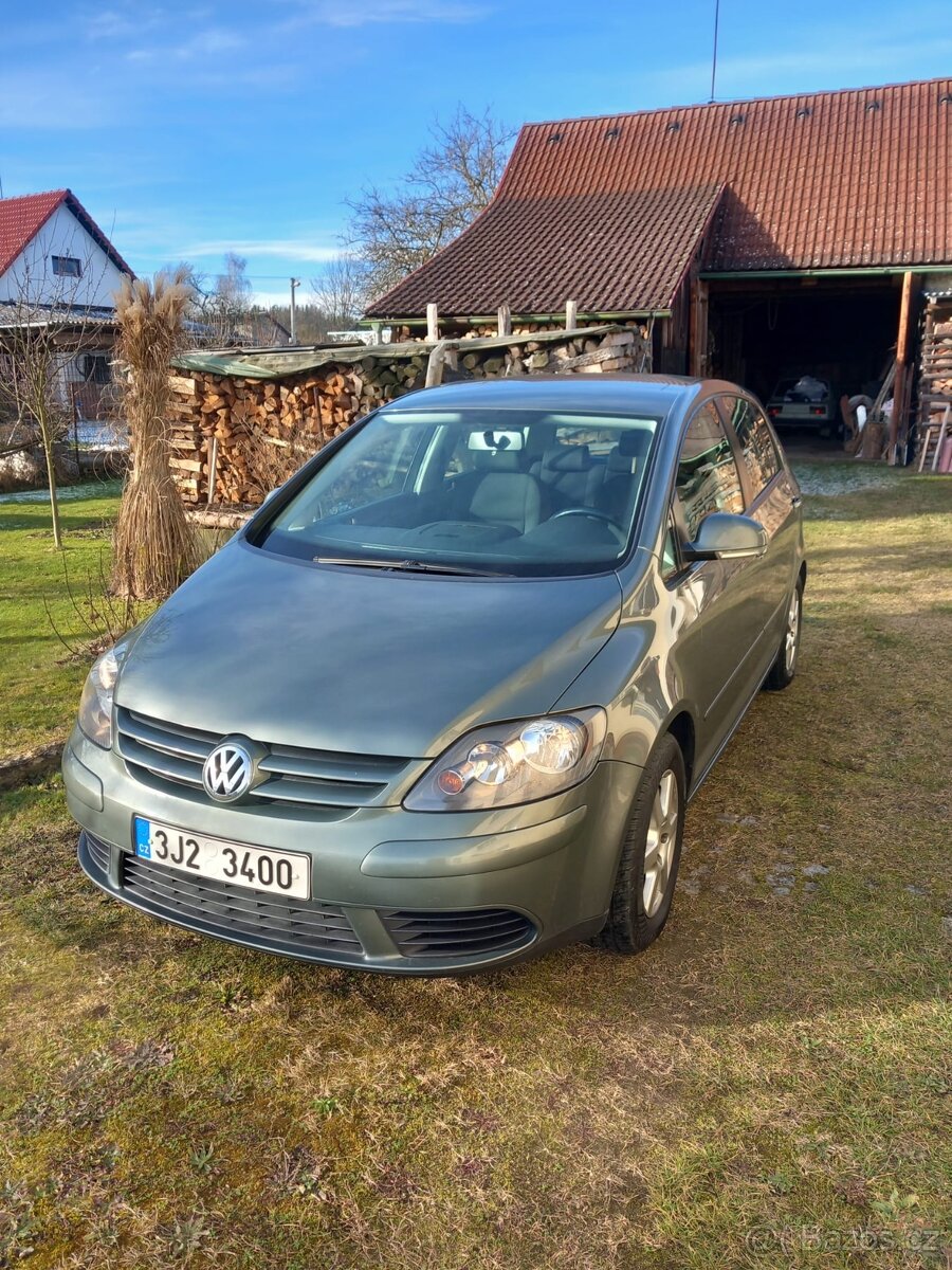 VW GOLF V PLUS 1.9 TDI 77 kW najeto 153000 km, r.v.2008