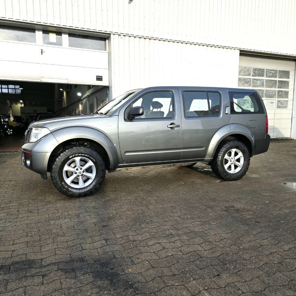 Nissan Pathfinder 2,5DCI 126kw