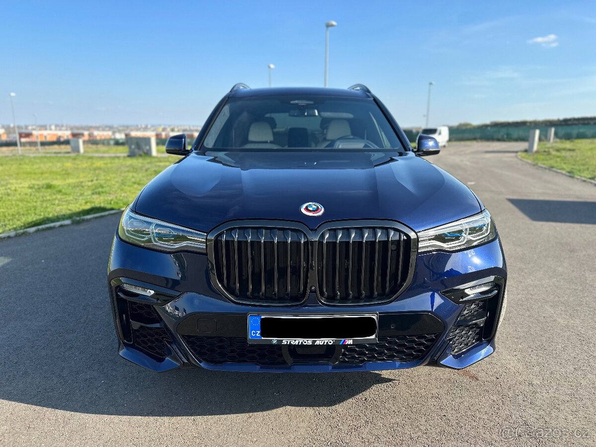 BMW X7 M50i Tanzanite Blue