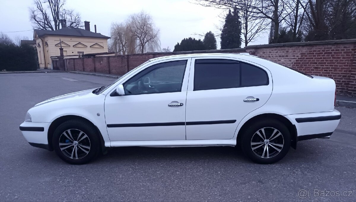 Škoda octavia 1.6 SR - 74Kw , pěkný stav-po servisu