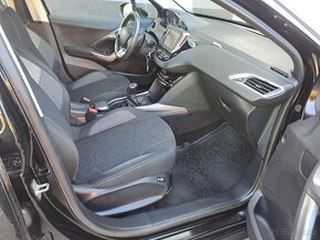 PEUGEOT 2008 1.2i, r.19, 1. majitel, ČR, jen servis PEUGEOT - 10