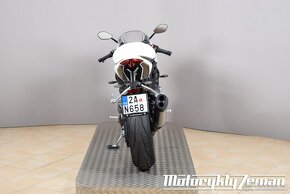 Triumph Speed Triple 1200 RR - 10