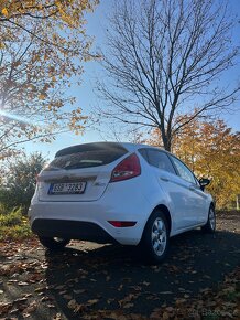 Ford Fiesta 1.6tdci - 10