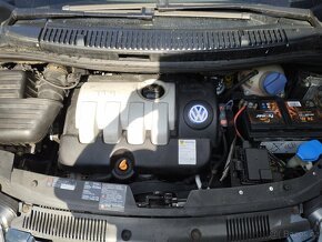 Volkswagen Sharan 1.9 TDI 96 KW 6 rychlostí 7 míst - 10