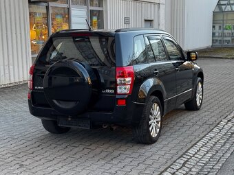 Suzuki Grand Vitara 2,0i 4x4 Aut. benzín 103kw - 10