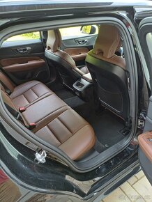 Volvo V60 D4 Momentum - 10