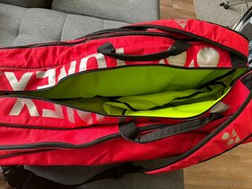 Prodám tenisovou raketu Zn. Yonex, + Yonex Bag - 10