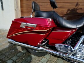 Harley-Davidson FLHTCUSE Ultra CVO 103 - 10