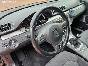 VW Passat 2.0 TDI 103kW,4x4,Xenon,Serviska,Tažné,Manuál. - 10