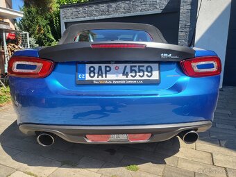 Fiat 124 spider - 10