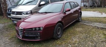 ALFA ROMEO 159 1.9JTDm 110kW - 10