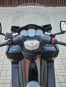 Peugeot Satelis 125, původ ČR, servisní knížka, kufr - 10