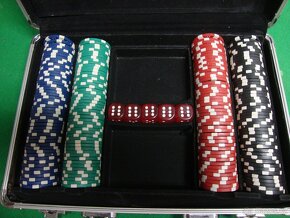 2x Poker Pokerový set 499 žetonů v alu kufrech karty kostky - 10