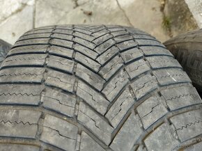 Pneu Bridgestone 245 50 R18 celoroční - 10