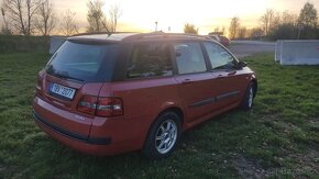 Prodám Fiat Stilo 1,8 98kW multiwagon (kombi) - 10