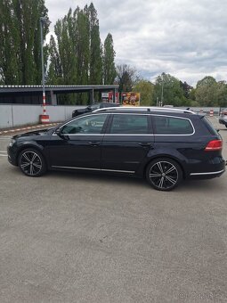 VW Passat B7 2.0 TDI Bluemotion 103kw combi r-line výbava - 10
