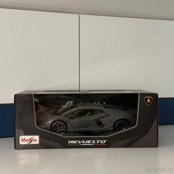 Lamborghini Revuelto Maisto 1:18 - 10