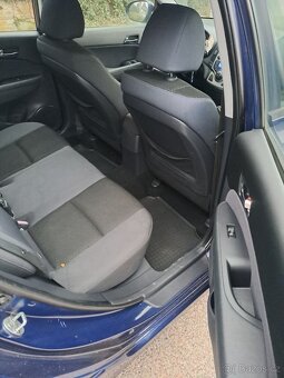 Hyundai i30cv 1,6 benzin 2011 - 10