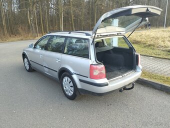 VW Passat 1,9 TDI combi - 10