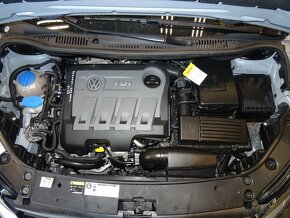 Volkswagen Touran 1,6 TDI 77kW po vel. servisu,čtěte tažné - 10