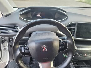 PEUGEOT 308 SW 1.2i 81kW combi, r.21 134000km ČR VELMI PĚKNÝ - 10