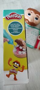 PlayDoh Zubař set s vrtačkou - 10