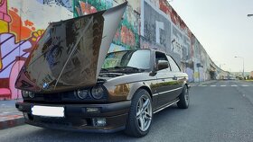 BMW 3  e30 coupe - 10